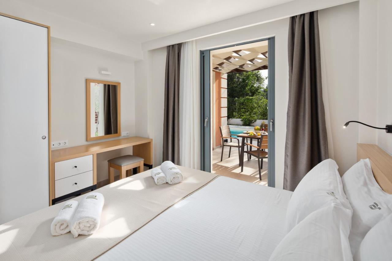Perithia Suites エクステリア 写真
